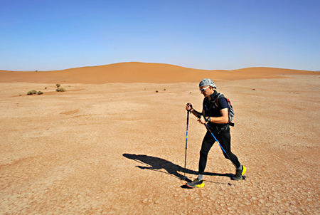 Stefano Miglietti, Attraversata dei deserti di M'Hamid el Ghizlane, Morocco 2018 - photo by Nik Barte
